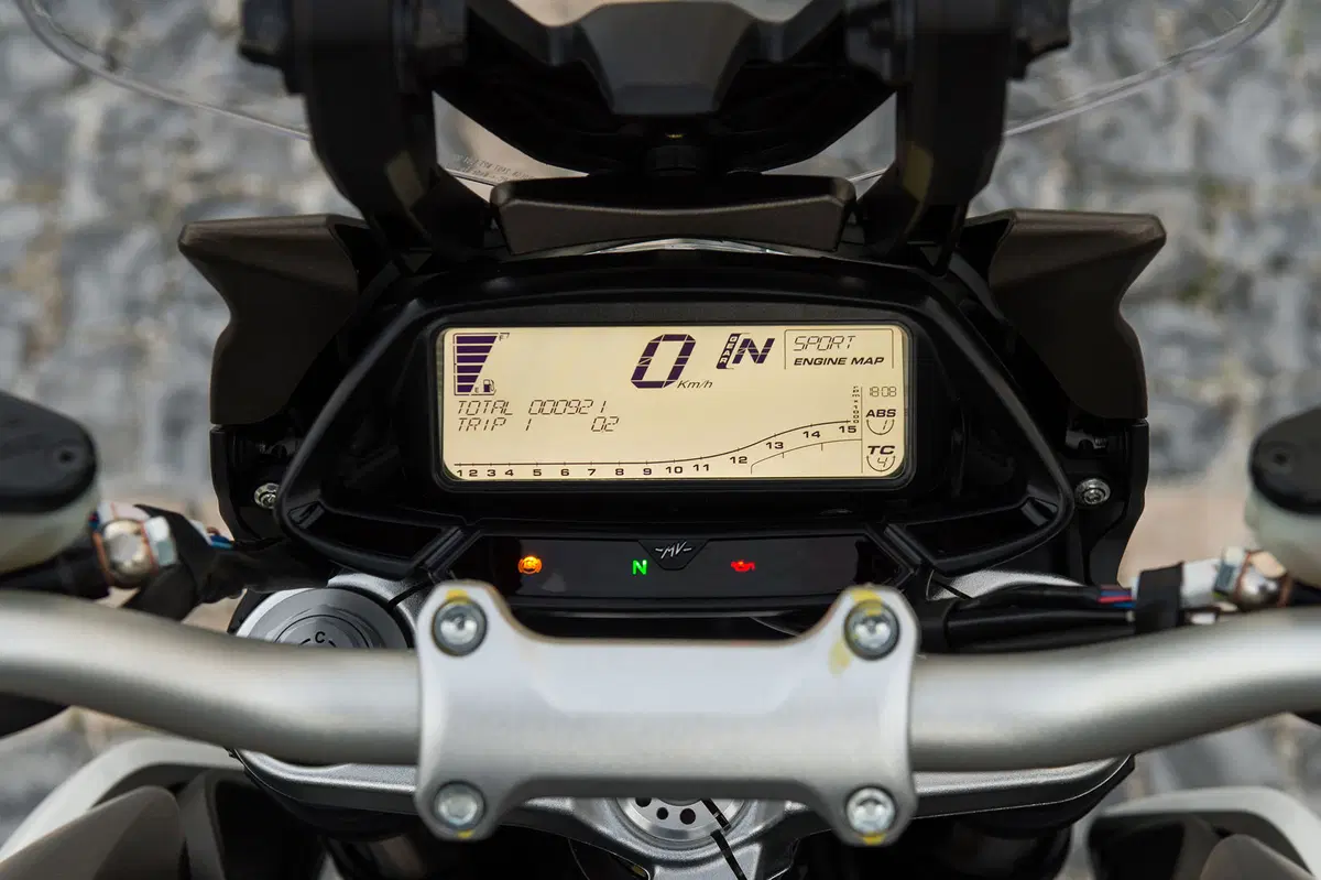 MV Agusta Stradale 800 (31)