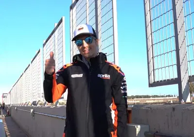 MotoGP 2023. Se Maverick Vinales ti insegna a guidare la sua Aprilia che fai, non ascolti? [VIDEO VIRALE]