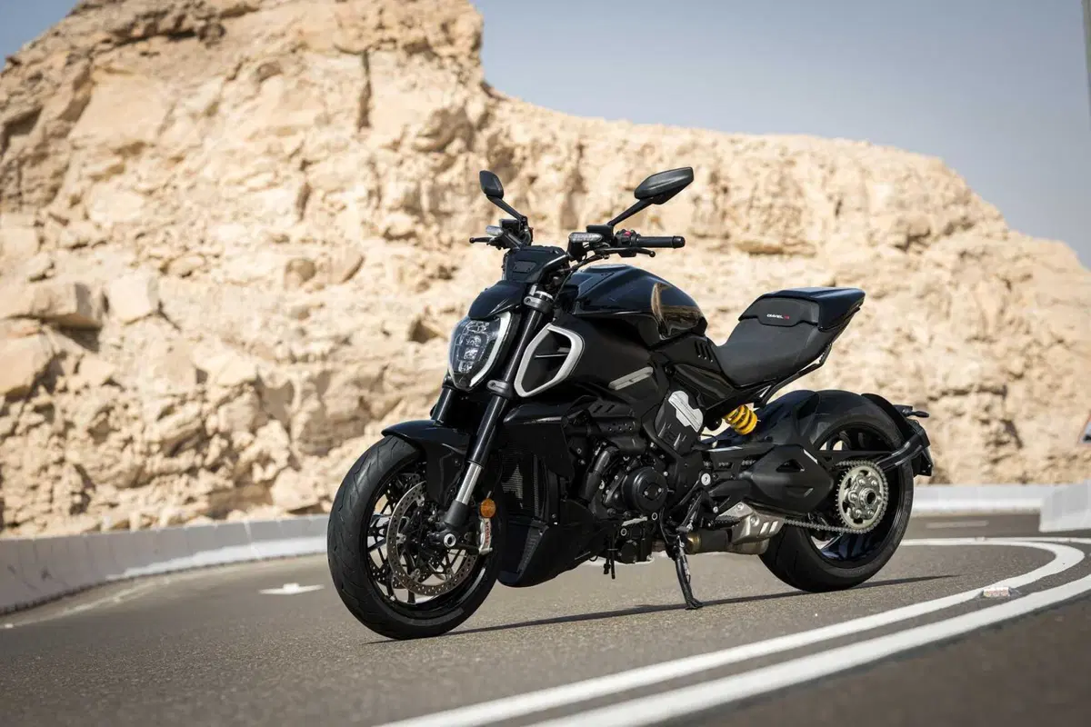 Ducati Diavel V4: la cruiser che voleva nascere sportiva (10)