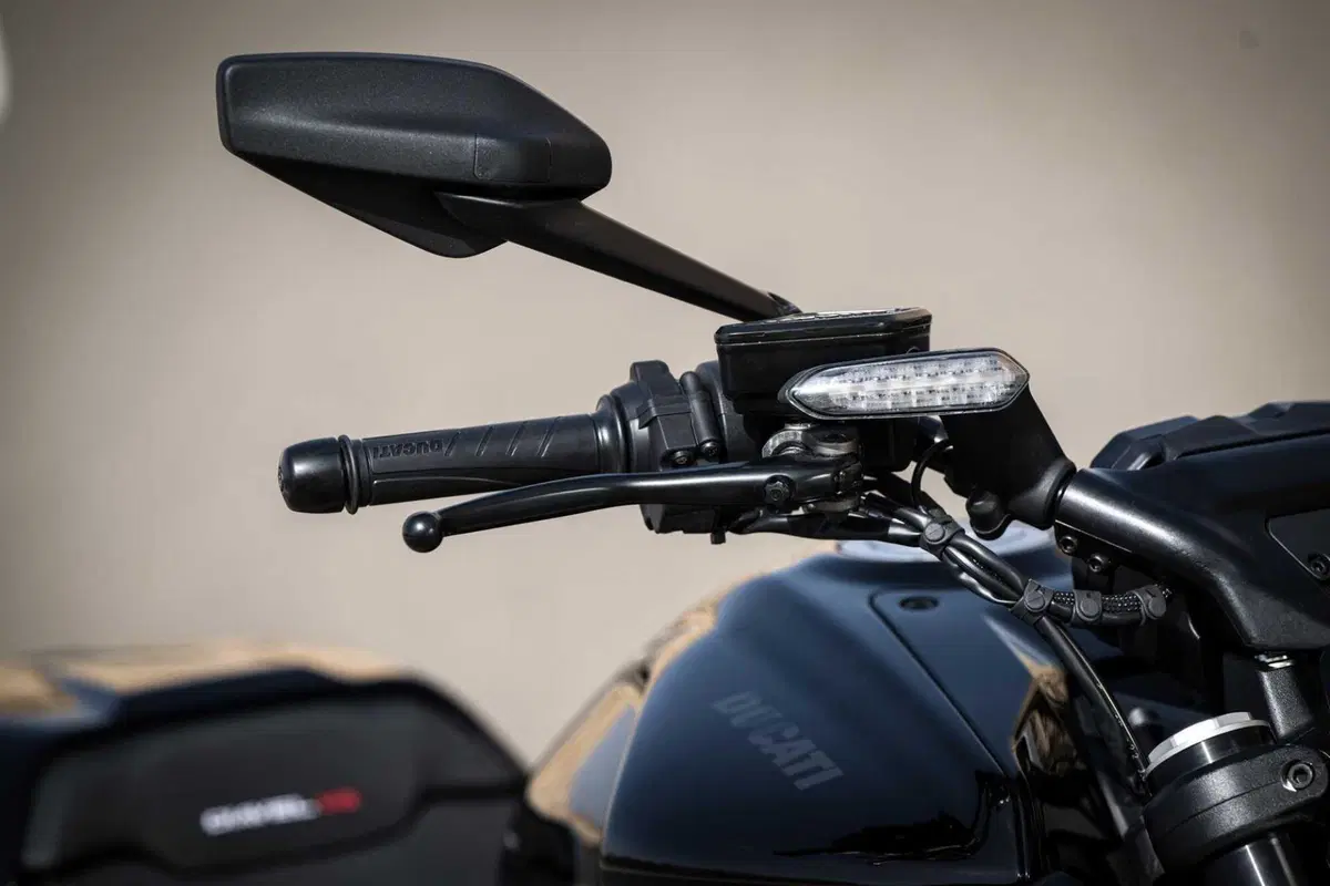 Ducati Diavel V4: la cruiser che voleva nascere sportiva (14)