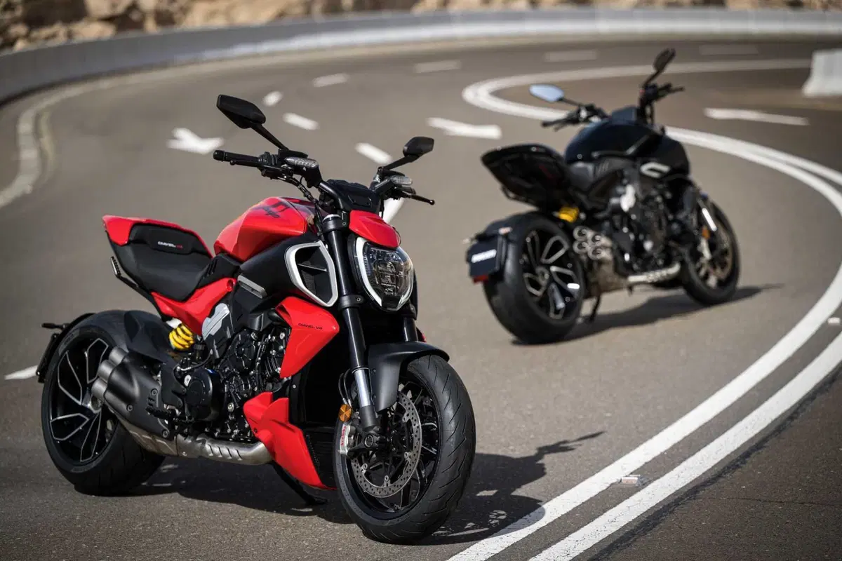 Ducati Diavel V4: la cruiser che voleva nascere sportiva (17)