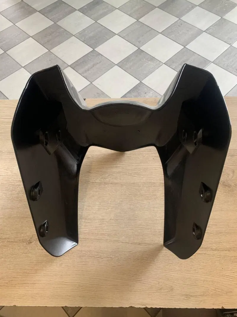 PARAFANGO YAMAHA T-MAX 2008-11 One (3)
