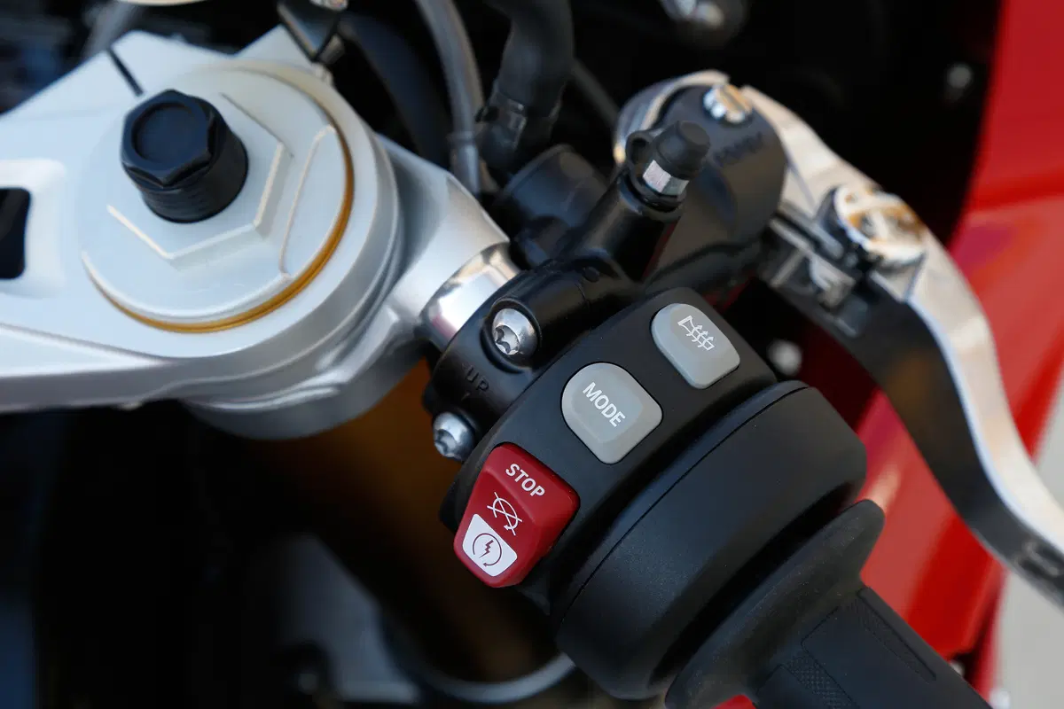Bmw S 1000 RR S 1000 RR (2015 - 16) (17)