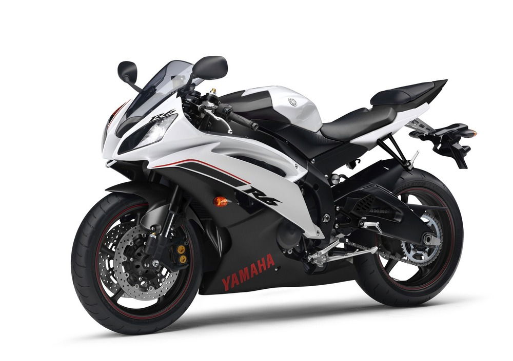 Yamaha YZF R6 (2010 - 16) (2)