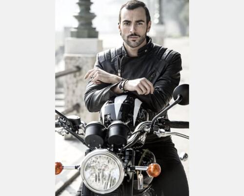 Marco Mengoni, il Festival di Sanremo, la tuta di pelle e le moto [GALLERY] (3)