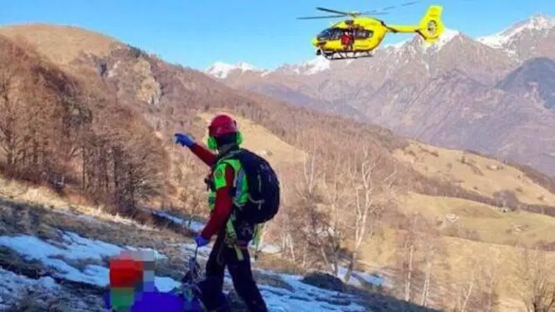 Lecco, salvato con le moto da trial escursionista 65enne. Trasportato successivamente con l'elisoccorso