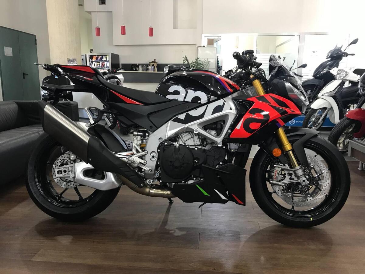 Vendo Aprilia Tuono 1100 V4 Factory 2021 24 Nuova A Capua Codice