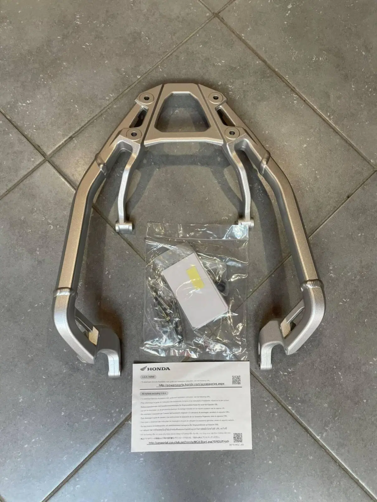 PORTAPACCHI E SUPPORTO VALIGE AFRICA TWIN 08L88-MK Honda (3)