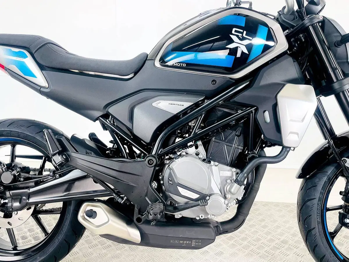 CFMOTO 300CL-X Heritage (2023 - 26) (10)