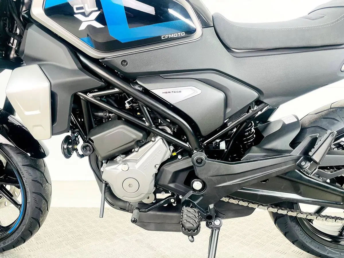 CFMOTO 300CL-X Heritage (2023 - 26) (15)
