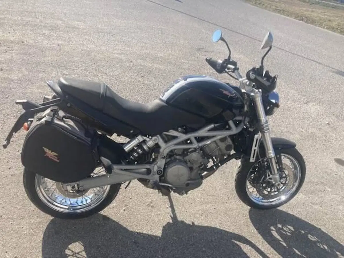 Moto Morini 9 1/2 (2006 - 13) (2)