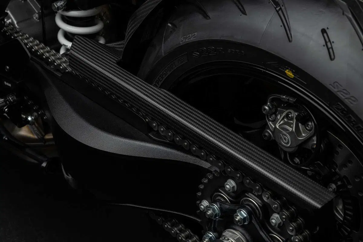 BRABUS 1300 R Edition 2023: in quanto tempo verrano esauriti i 290 esemplari? [GALLERY] (9)