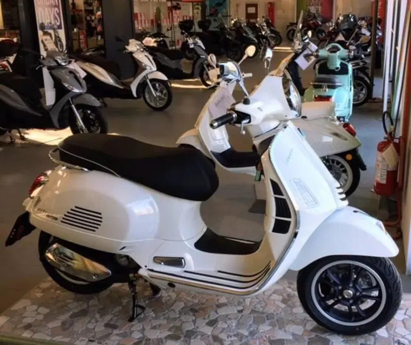 Vespa GTS 310 Super (2025 - 26) (10)