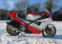 All'asta la Ducati 851 Tricolore di Ron Haslam. Mai accesa, zero chilometri