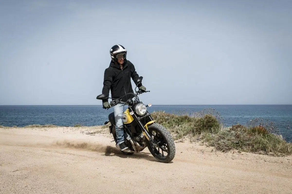 Pirelli MT 60 RS, lo pneumatico della Ducati Scrambler (4)