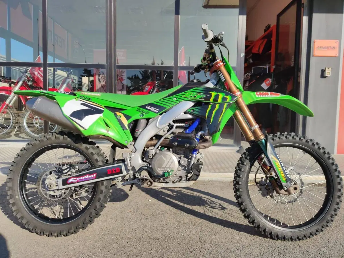 Kawasaki KX450F (2016) (2)
