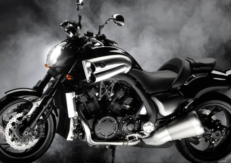 Yamaha VMAX VMAX (2008 - 17) (12)