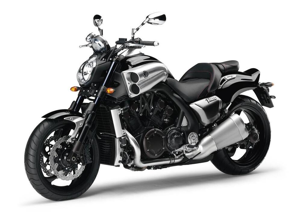 Yamaha VMAX (2008 - 17) (4)