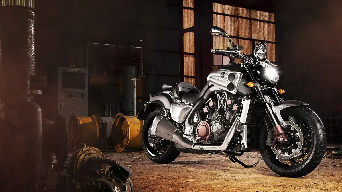 Yamaha VMAX VMAX (2008 - 17) (17)