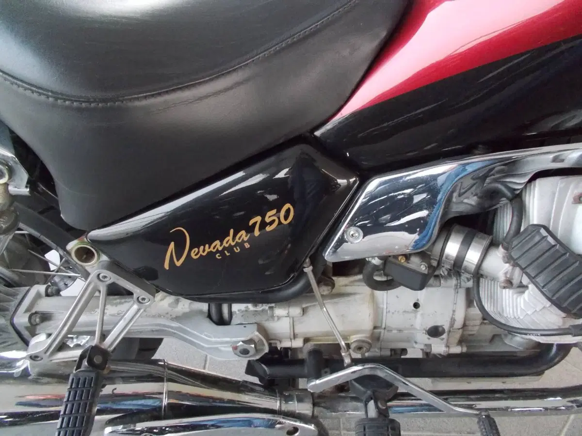 Moto Guzzi NEVADA 750 (8)