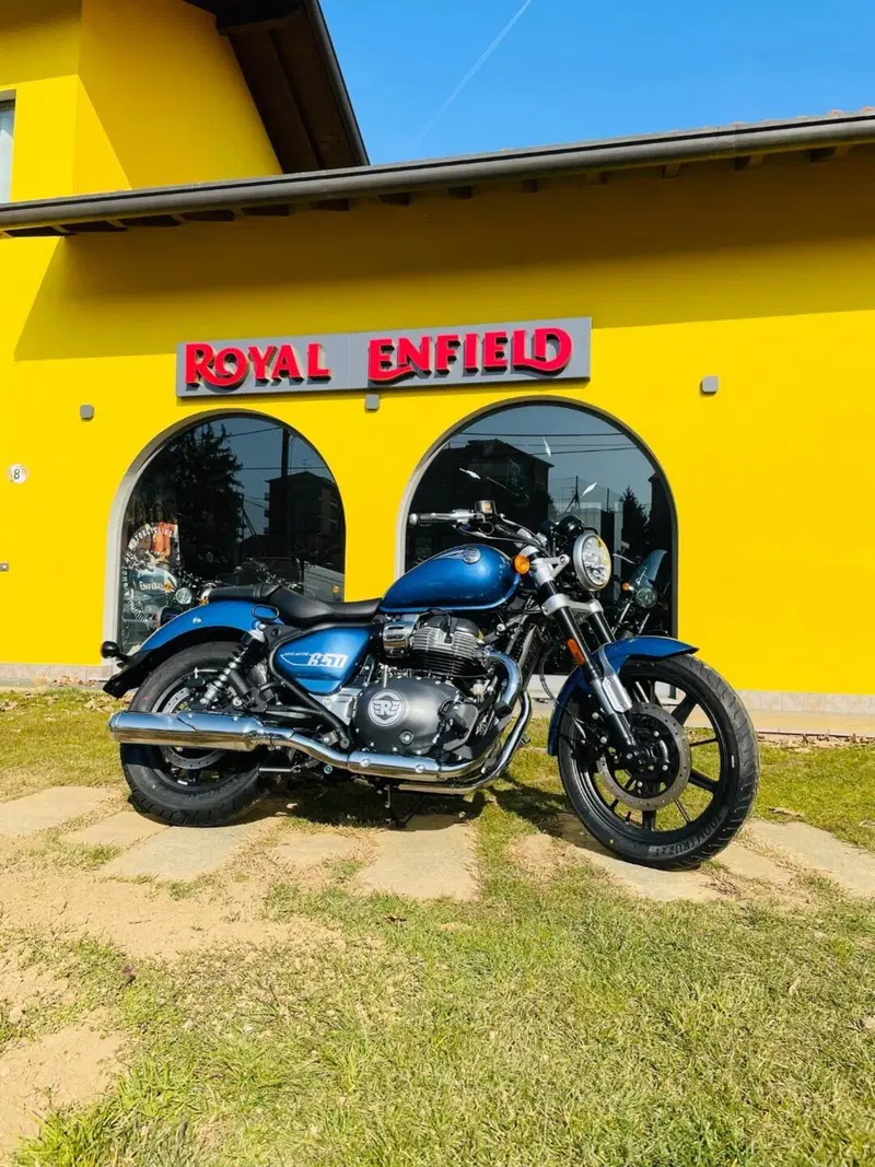 Royal Enfield Super Meteor 650 (2023 - 26)