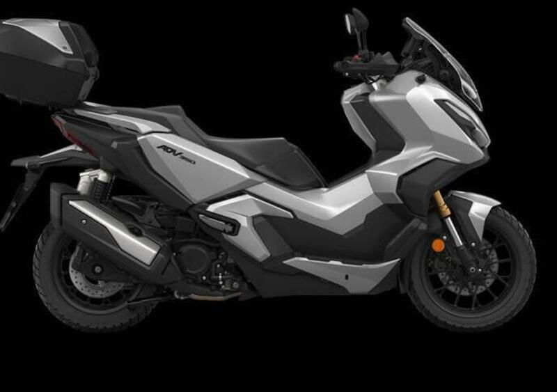 Vendo Honda ADV 350 (2022 - 24) nuova a Dolzago (codice 9119100) 