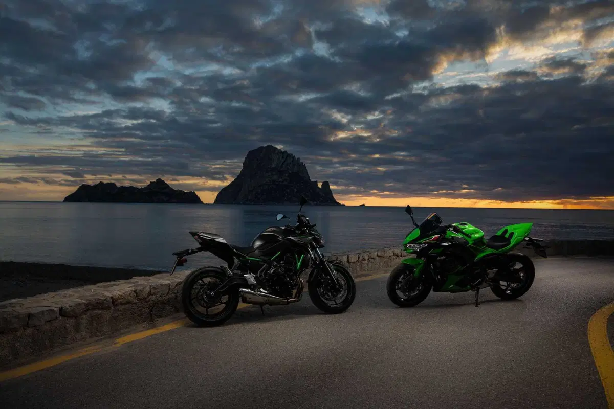 Nuda o carenata? Doppio test Kawasaki Z650 e Ninja 650 2023 [VIDEO] (2)