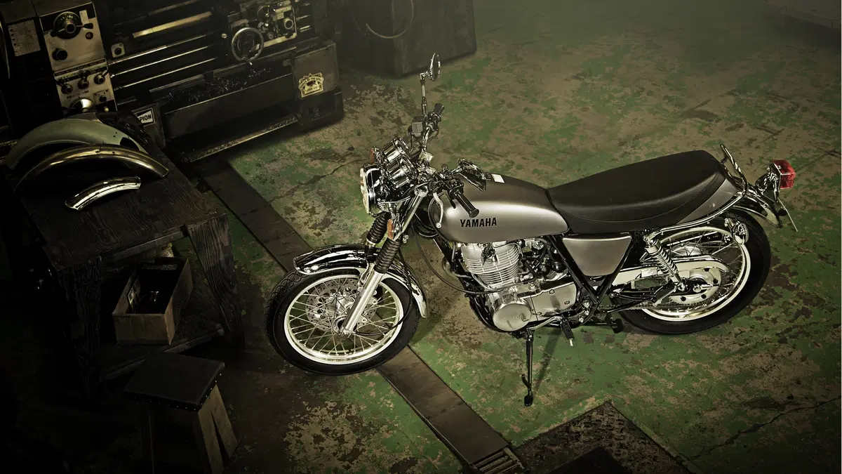 Yamaha SR 400 SR 400 (2013 - 17) (10)