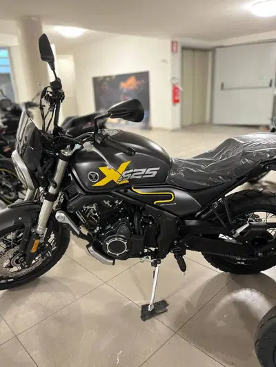 Voge Trofeo 525ACX Scrambler (2023 - 26) nuova