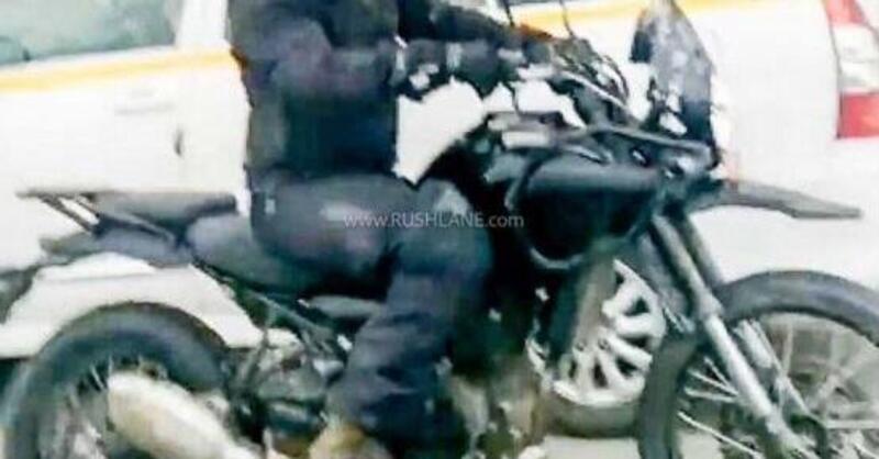 Spiata sulla neve la futura Royal Enfield Himalayan?