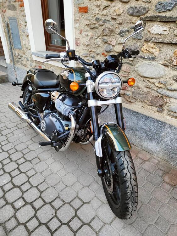 Royal Enfield Super Meteor 650 (2023 - 24) (3)