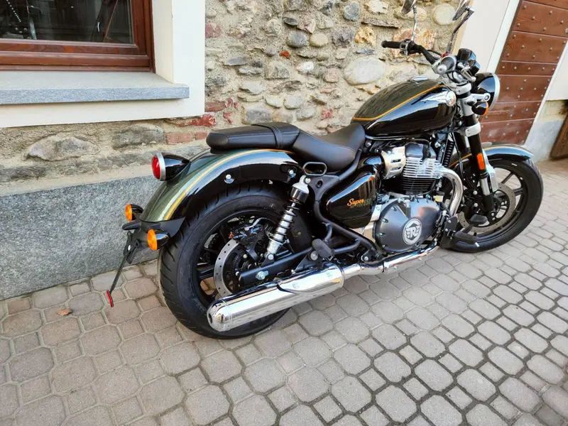 Royal Enfield Super Meteor 650 (2023 - 26) (5)