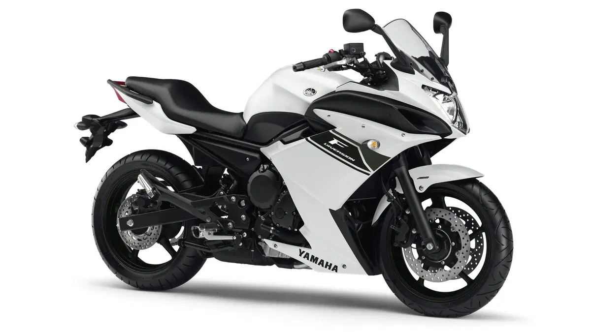 Yamaha XJ6 Diversion XJ6 Diversion F (2010 - 16) (8)