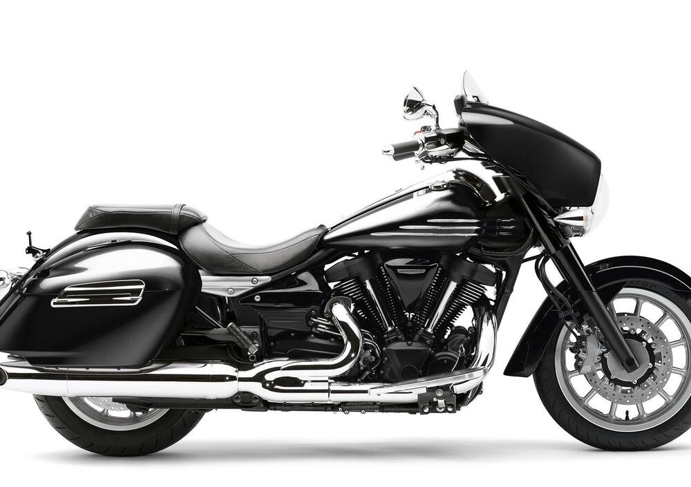 Yamaha XVS 1900 Midnight Star CFD (2013 - 16) (3)