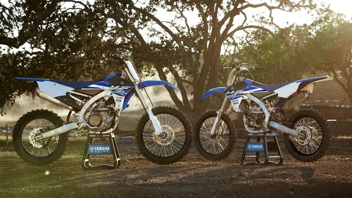 Yamaha YZ 450 F YZ 450 F (2015) (7)