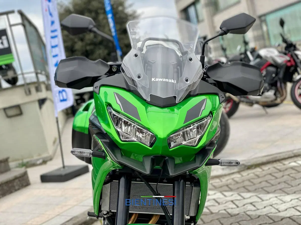 Kawasaki Versys 650 (2021 - 24) (2)