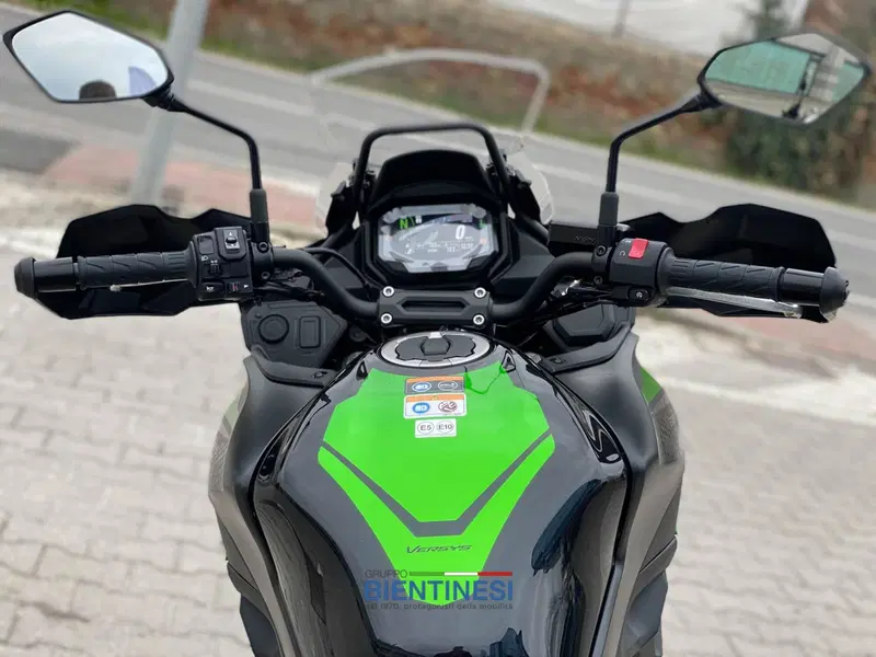 Kawasaki Versys 650 (2021 - 24) (4)