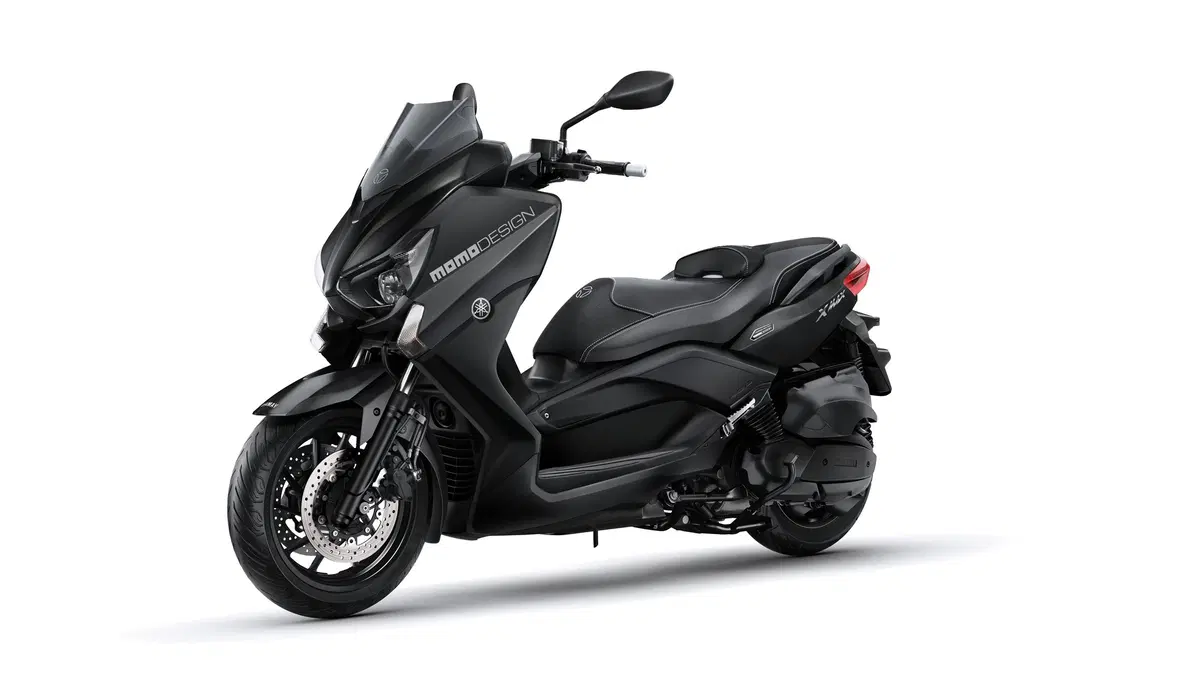 Yamaha X-Max 400 X-Max 400 Momodesign (2014 - 16) (7)