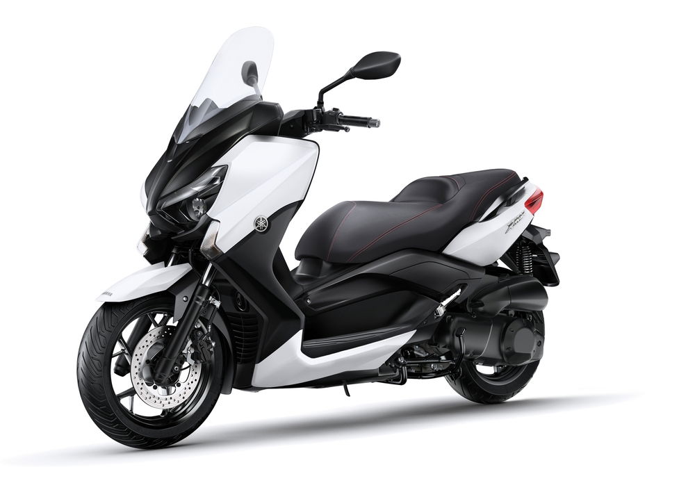 Yamaha X-Max 250 (2014 - 16) (4)