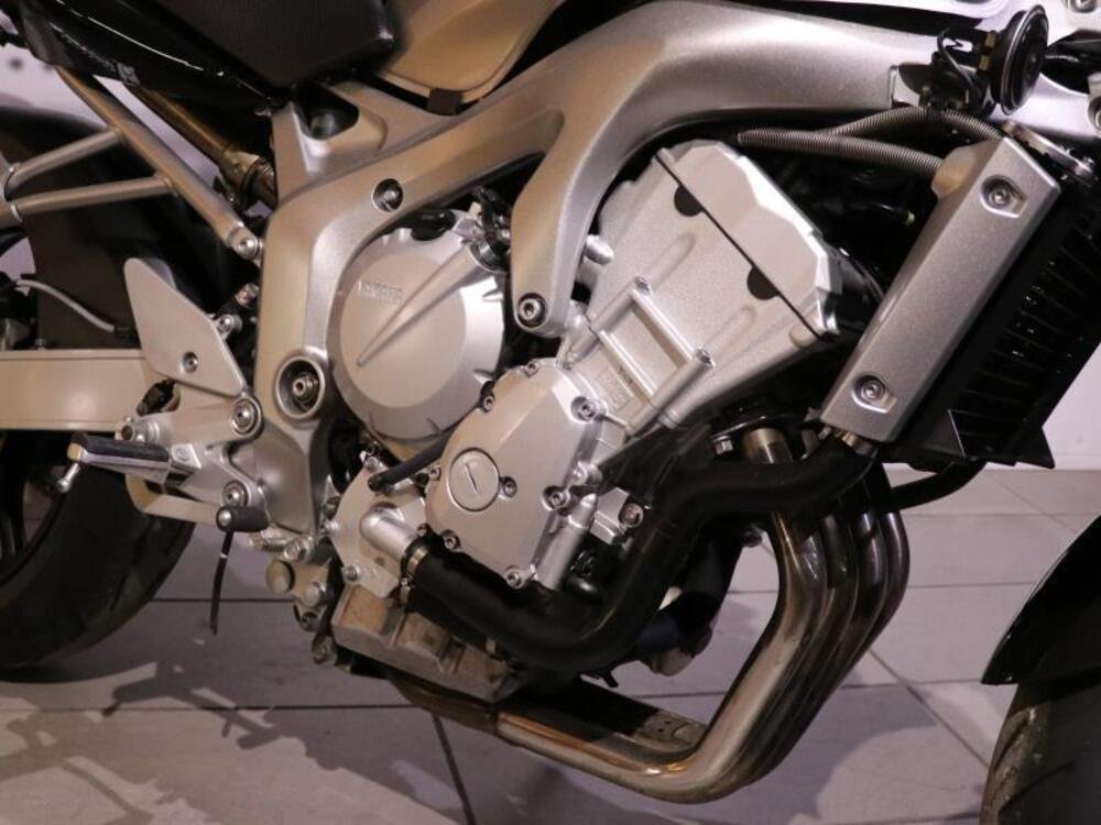Yamaha FZ6 (2004 - 07) (3)