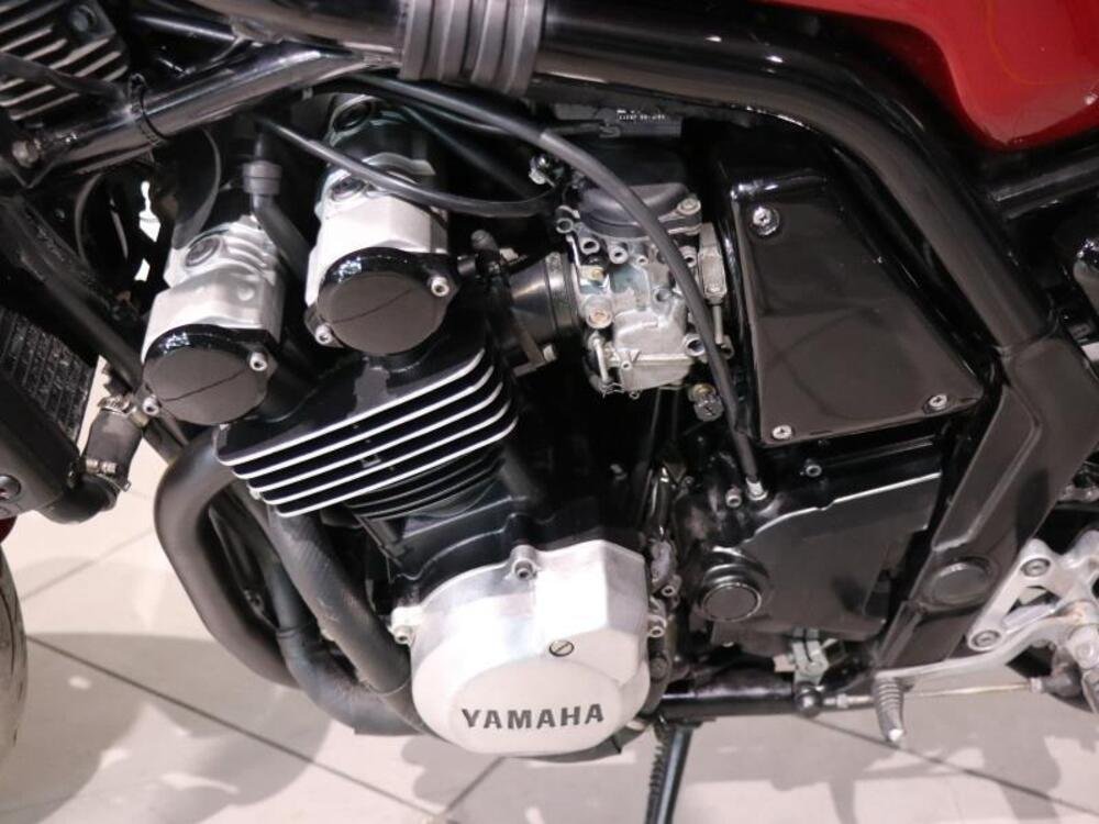 Yamaha FZS 600 Fazer (1998 - 01) (5)