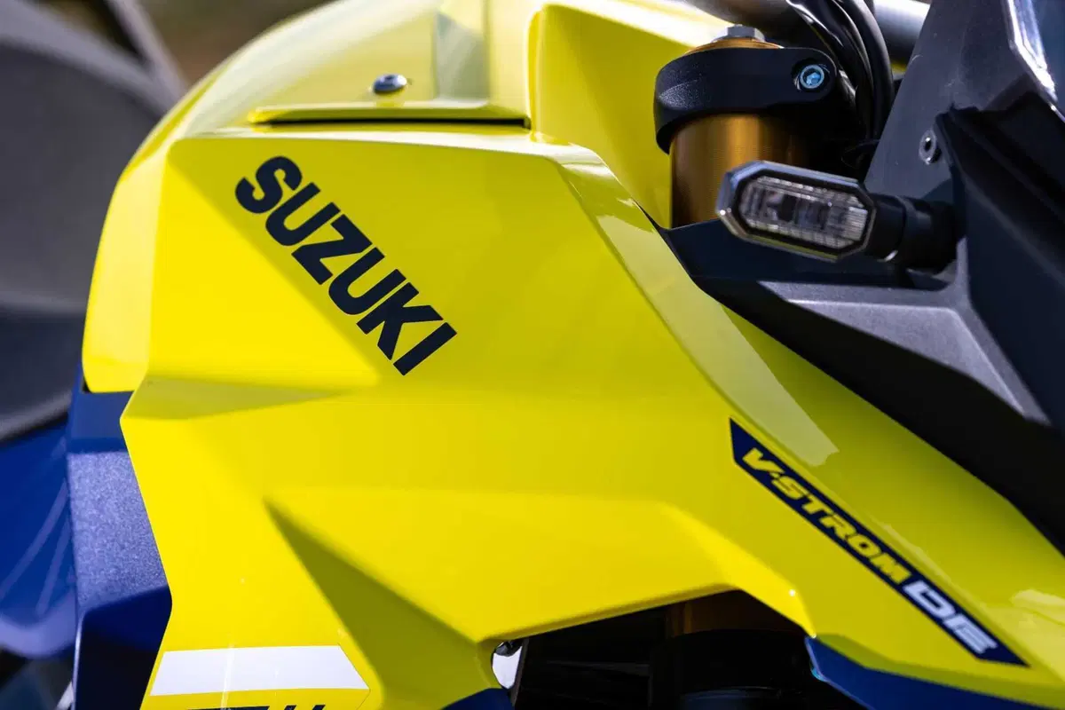 TEST Suzuki V-Strom 800DE, il nuovo paradigma. L'abbiamo provata su asfalto e in offroad [GALLERY]  (5)