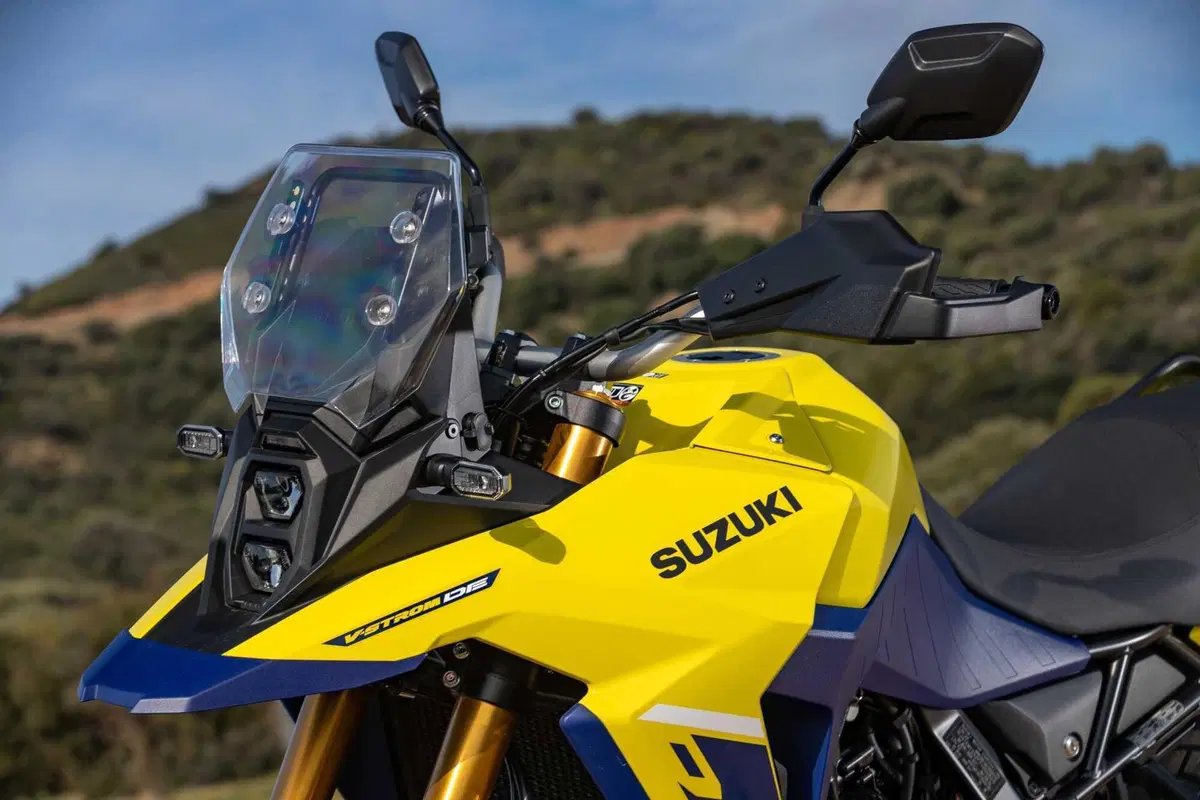 TEST Suzuki V-Strom 800DE, il nuovo paradigma. L'abbiamo provata su asfalto e in offroad [GALLERY]  (13)