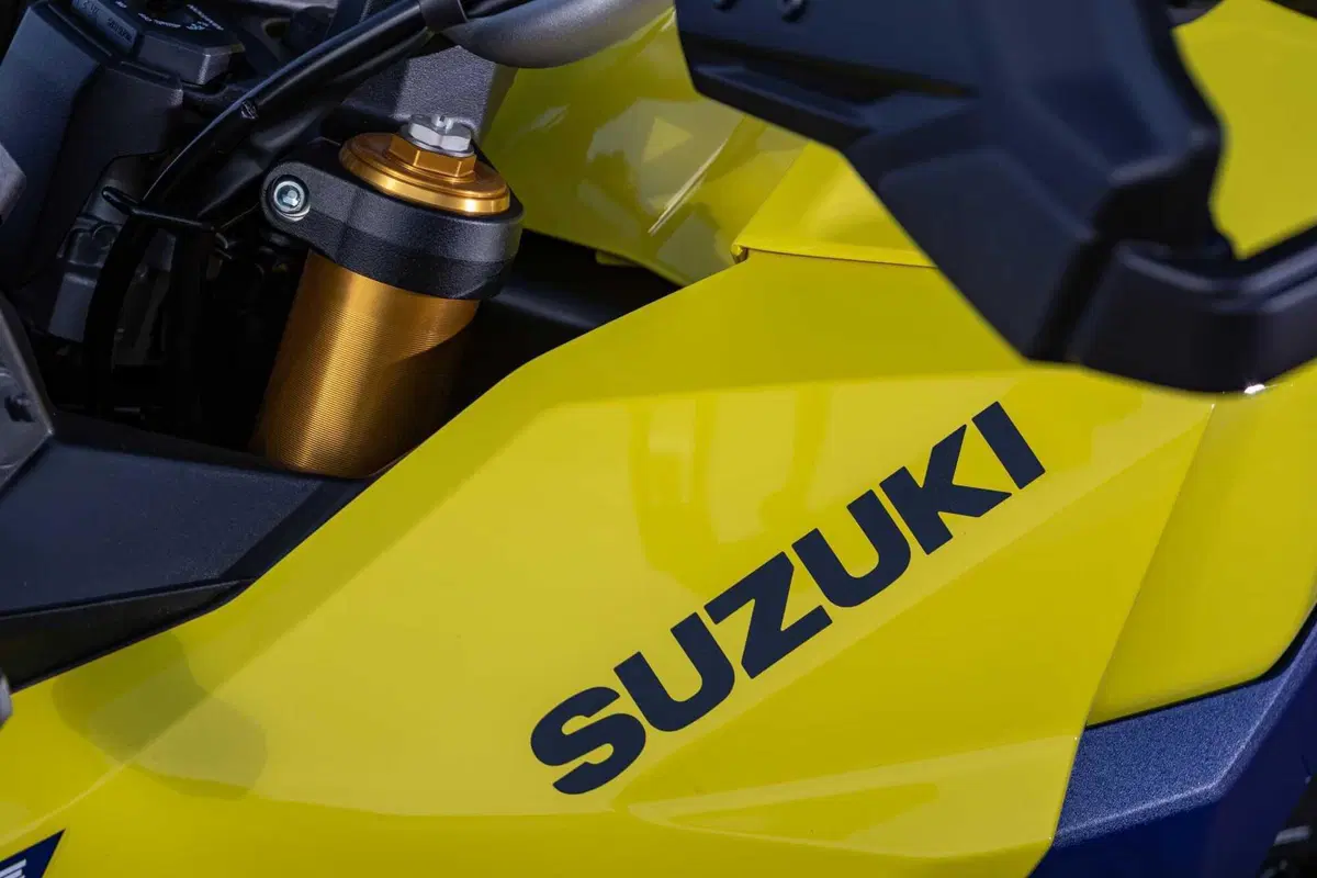 TEST Suzuki V-Strom 800DE, il nuovo paradigma. L'abbiamo provata su asfalto e in offroad [GALLERY]  (14)