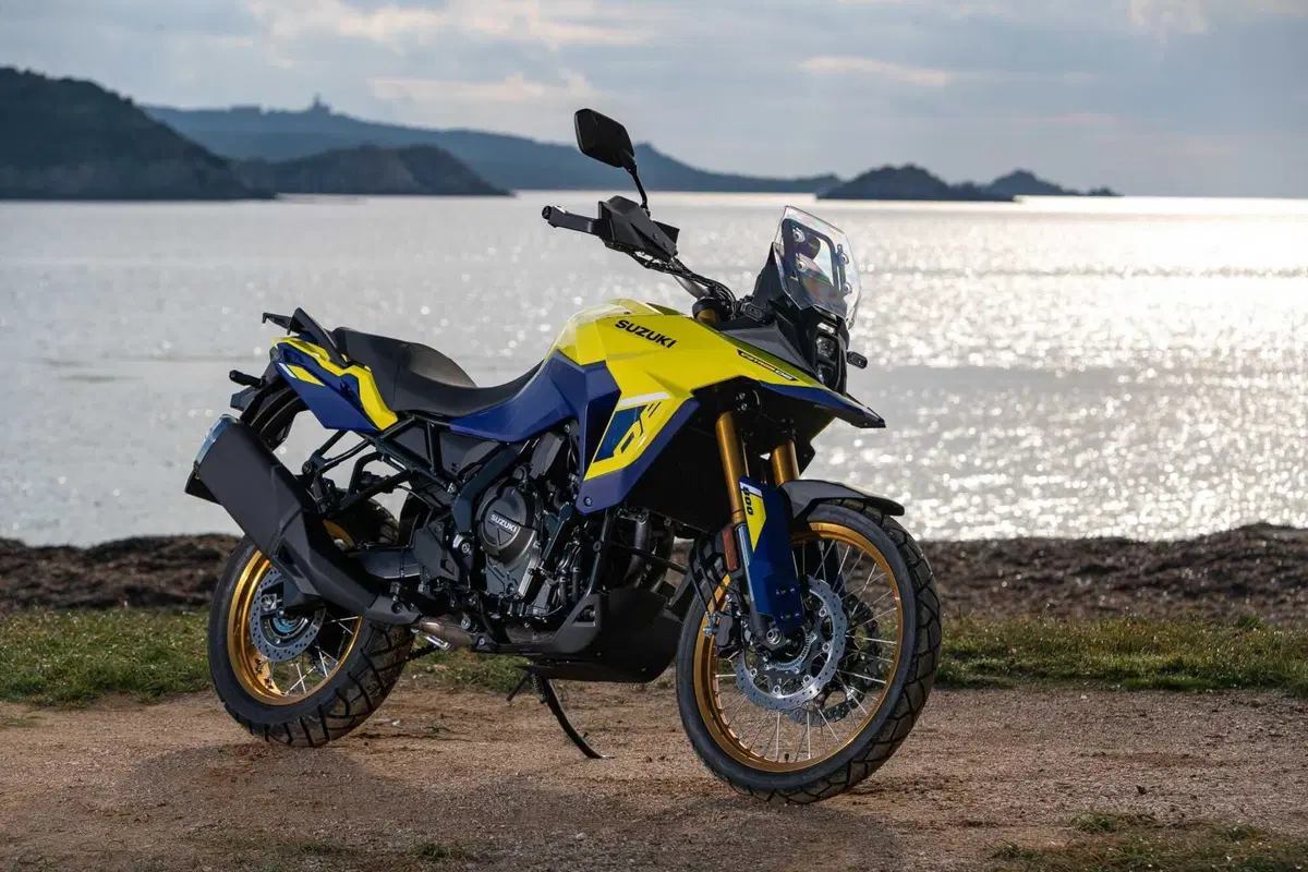 TEST Suzuki V-Strom 800DE, il nuovo paradigma. L'abbiamo provata su asfalto e in offroad [GALLERY]  (6)