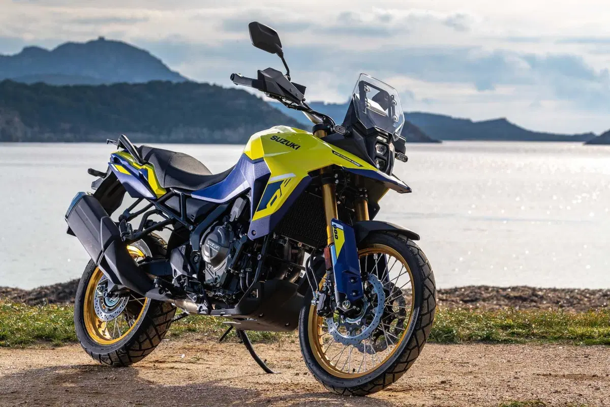 TEST Suzuki V-Strom 800DE, il nuovo paradigma. L'abbiamo provata su asfalto e in offroad [GALLERY]  (9)