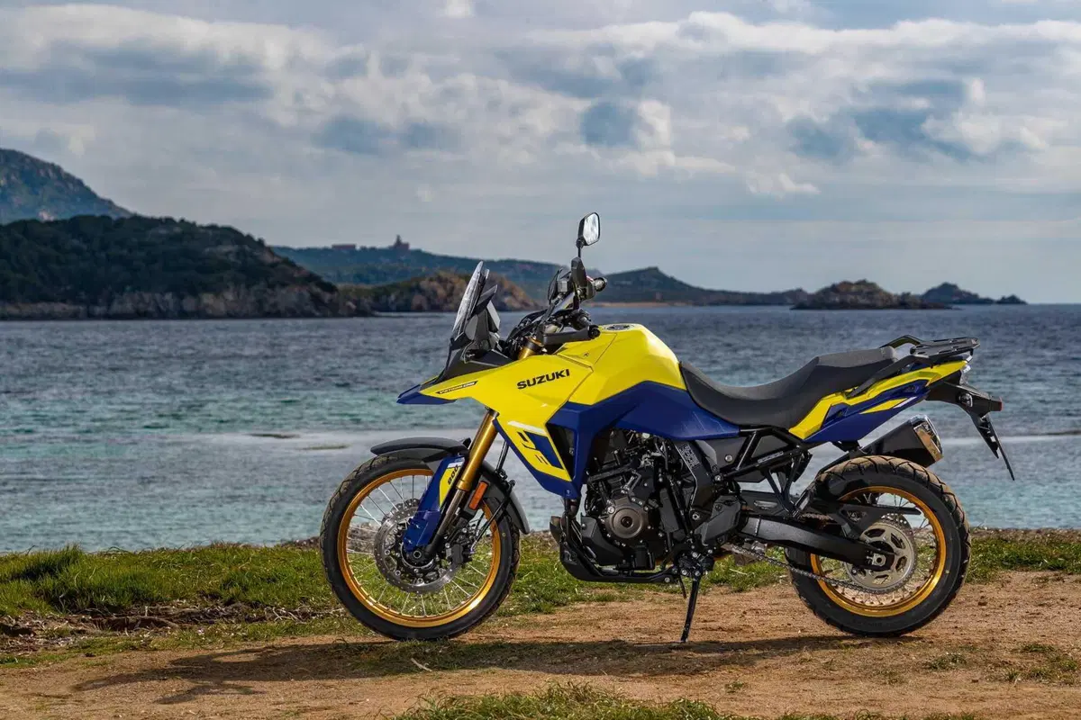 TEST Suzuki V-Strom 800DE, il nuovo paradigma. L'abbiamo provata su asfalto e in offroad [GALLERY]  (17)