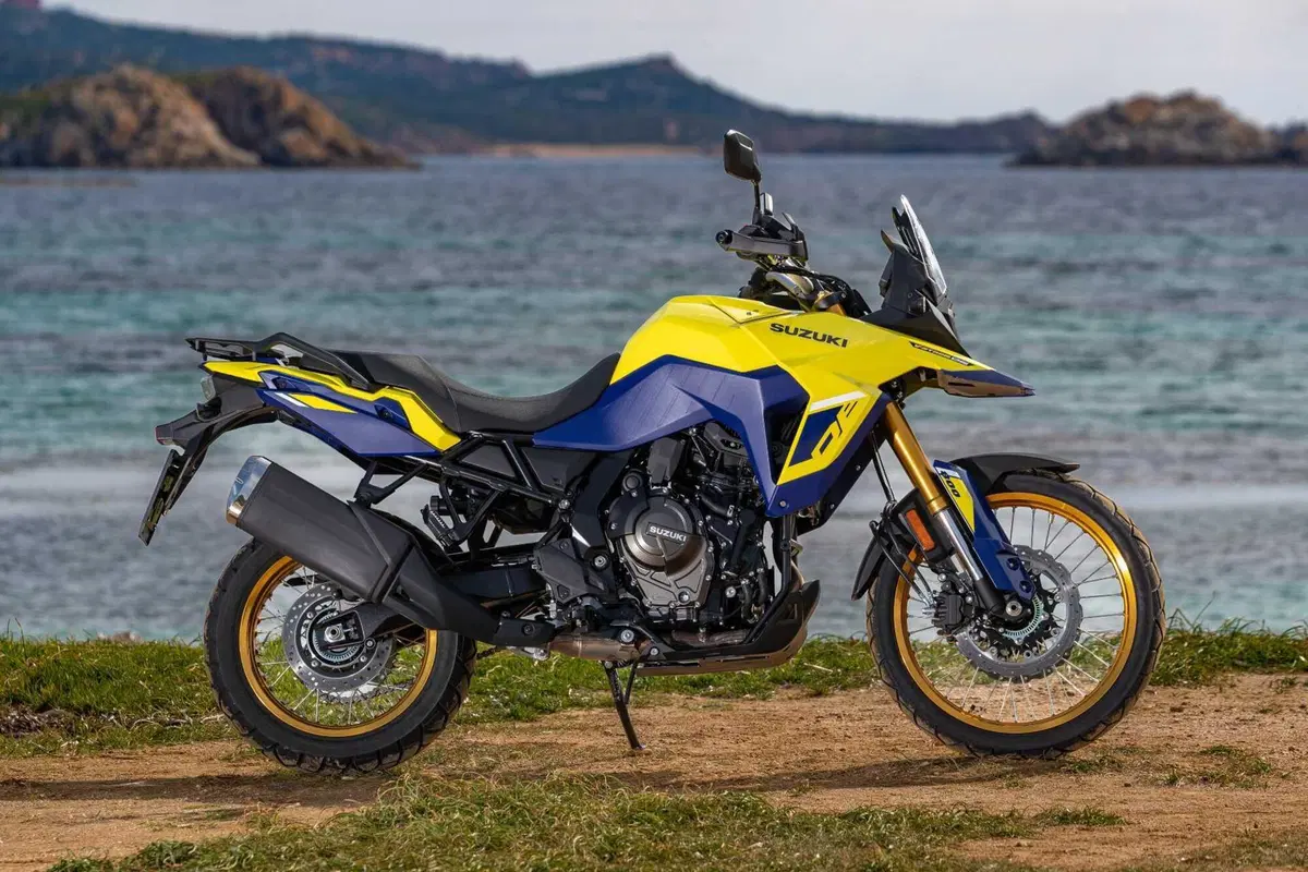 TEST Suzuki V-Strom 800DE, il nuovo paradigma. L'abbiamo provata su asfalto e in offroad [GALLERY]  (19)