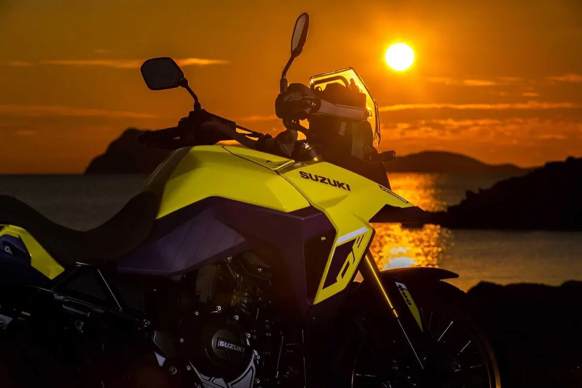 TEST Suzuki V-Strom 800DE, il nuovo paradigma. L'abbiamo provata su asfalto e in offroad [GALLERY]  (3)
