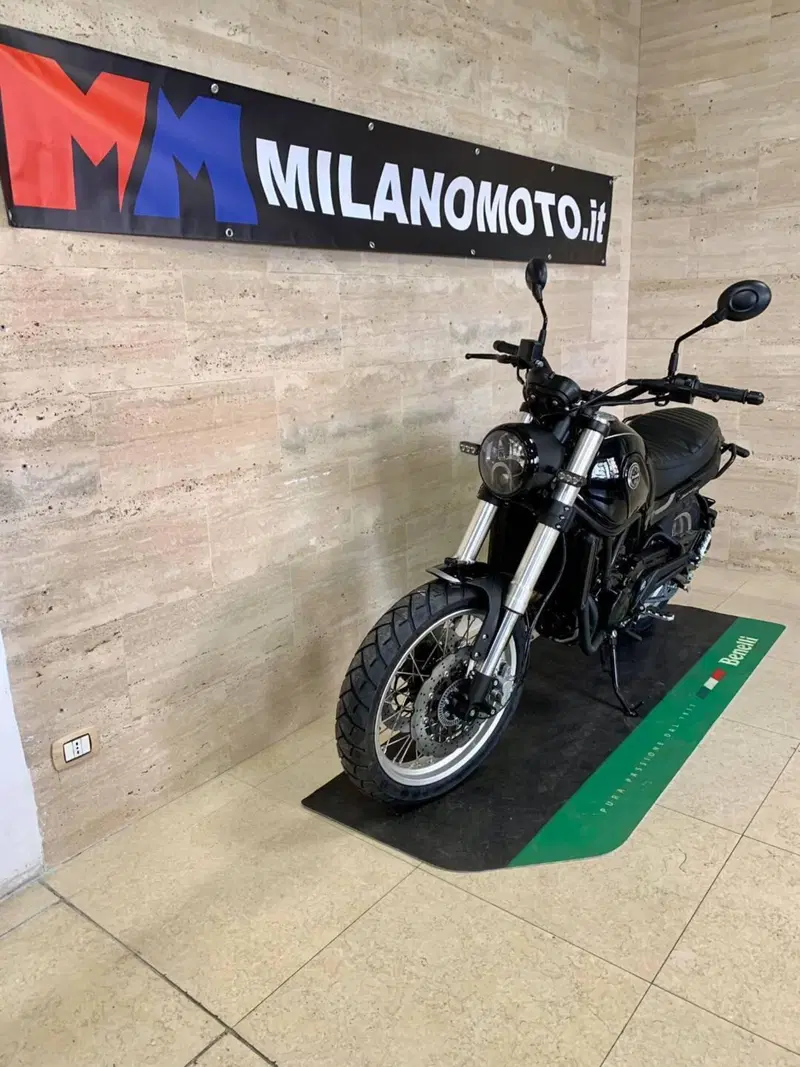 Benelli Leoncino 500 Trail (2021 - 26) (2)